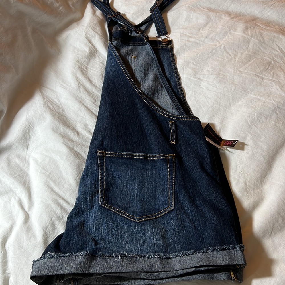 Woman’s Overalls - Picture 3 of 5